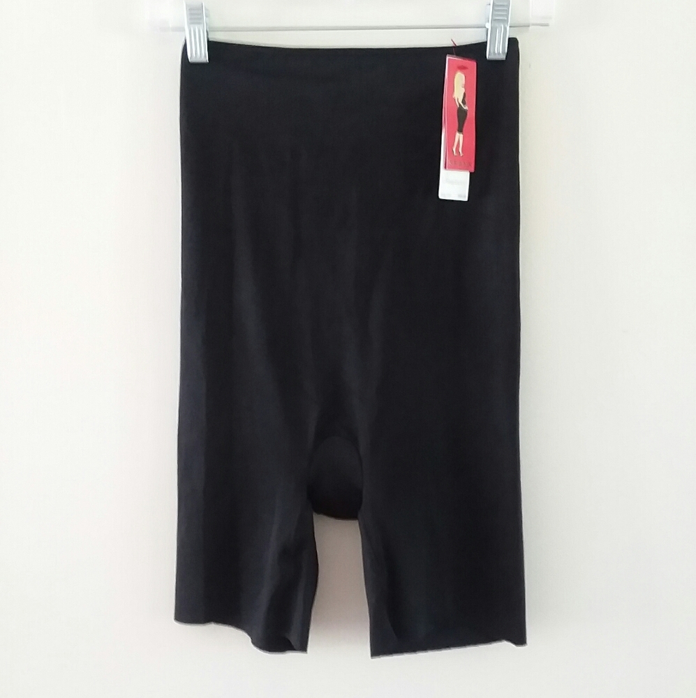 SPANX Women’s Slimplicity High Waist Shaper Shorts